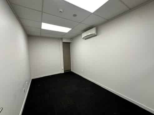 Professional Offices with 8 Carparks
