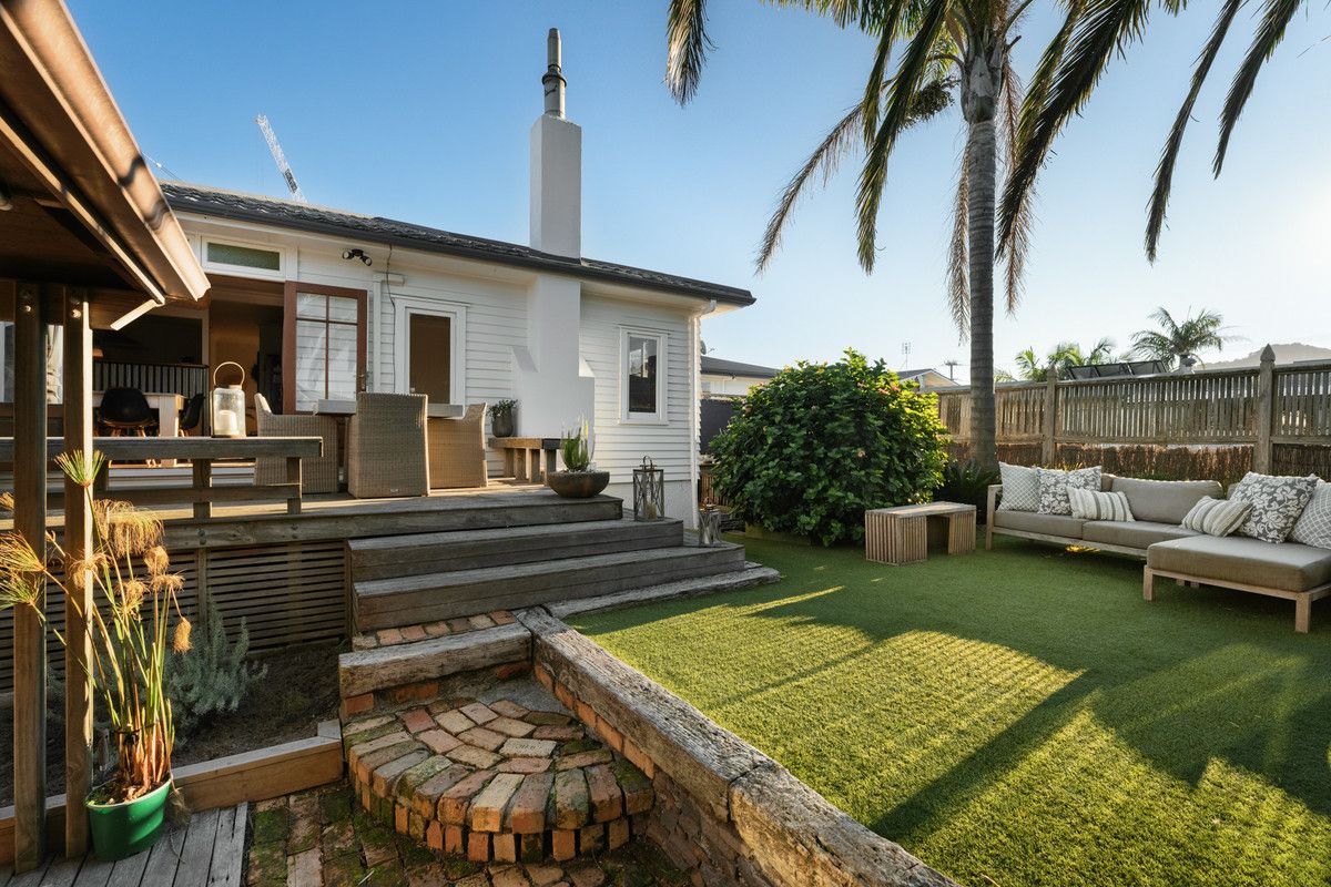 The Beach Cottage with Tomorrow Built In - Widok 5