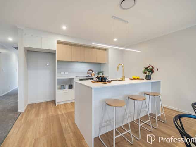 28C Kaitangata Crescent, Kelson