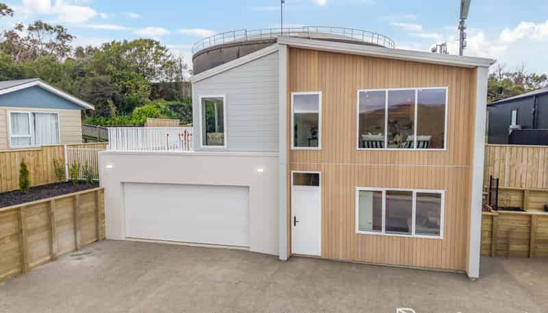 28C Kaitangata Crescent, Kelson