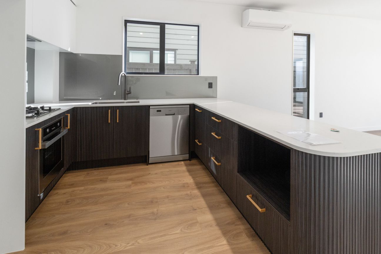 Spacious 5 bedroom family home in Karaka! - Widok 2