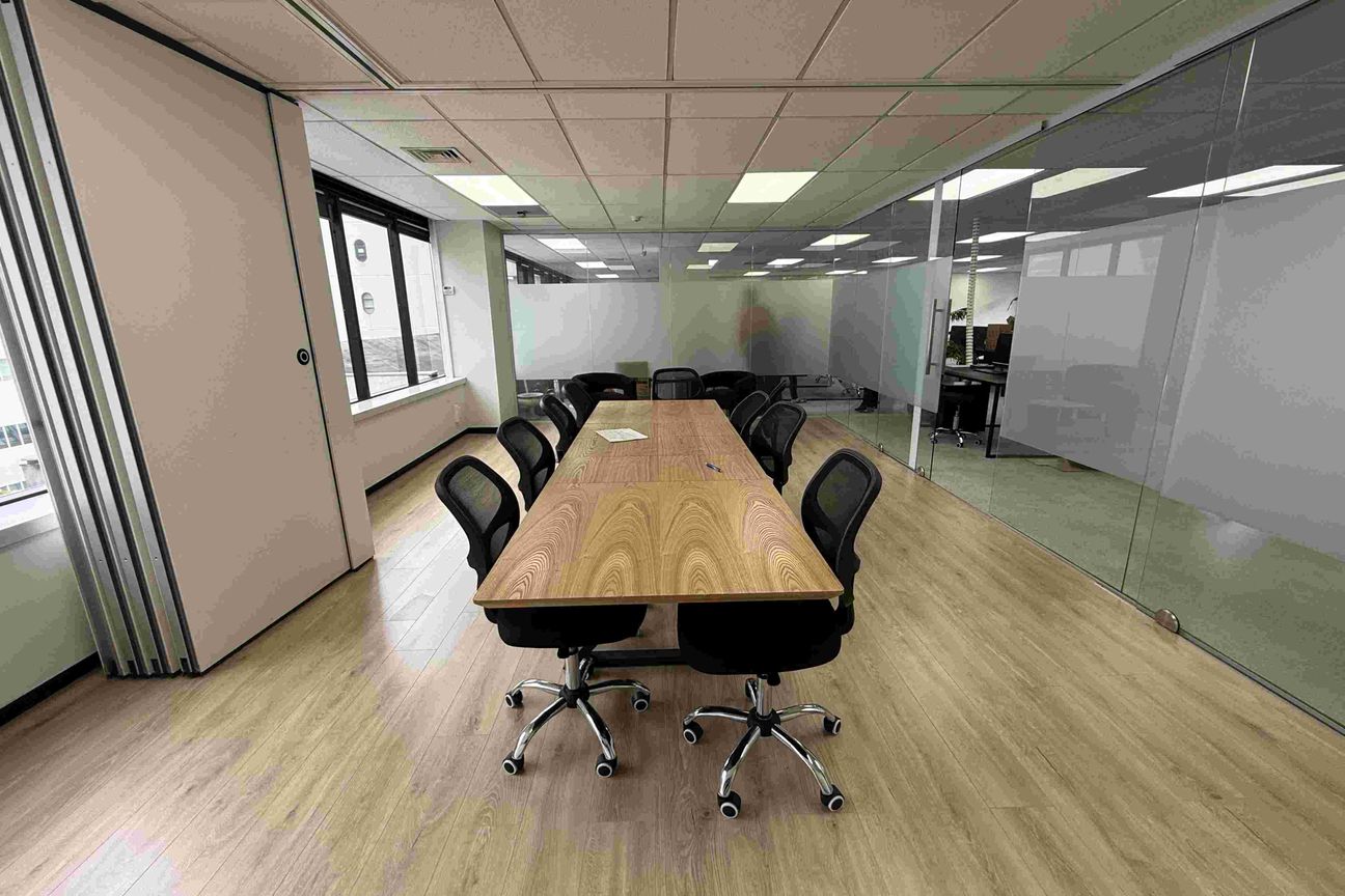 Full-Floor Premium Office – pohled 4