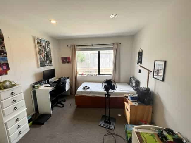 25 Ihimaera Tce, Cambridge