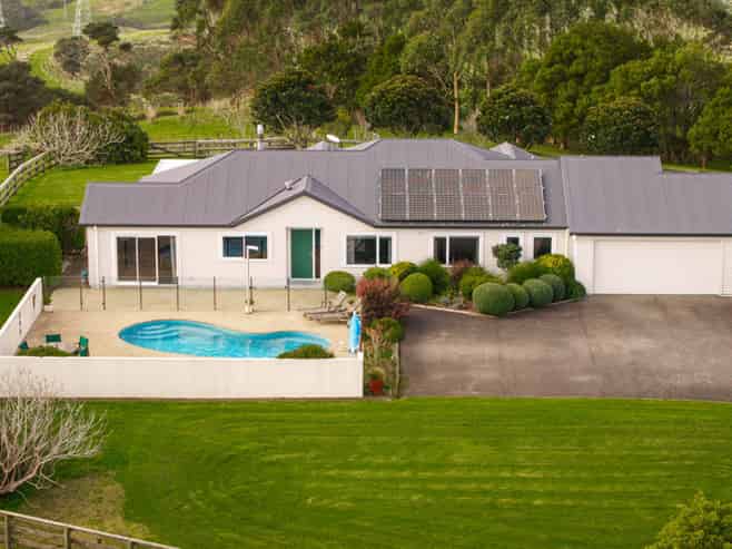 1382 Old North Road, Helensville