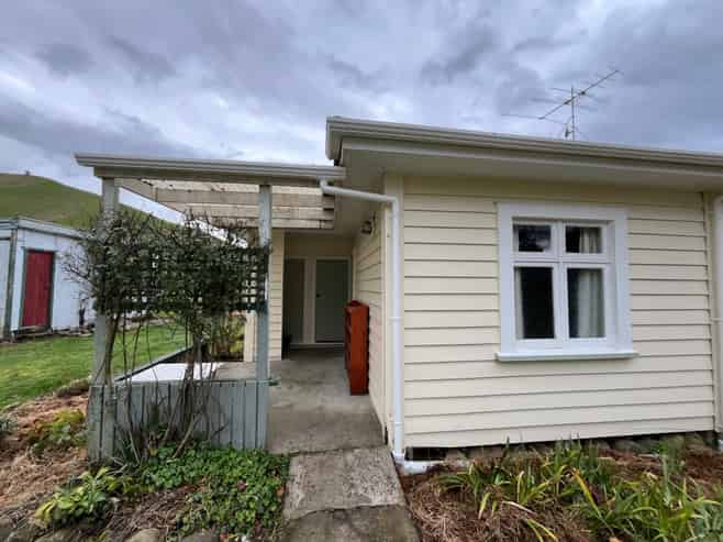 428 Upper Stanley Brook Road, Wakefield