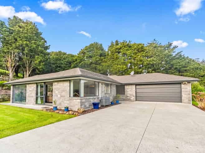 100B Newton Road, Maungatapere