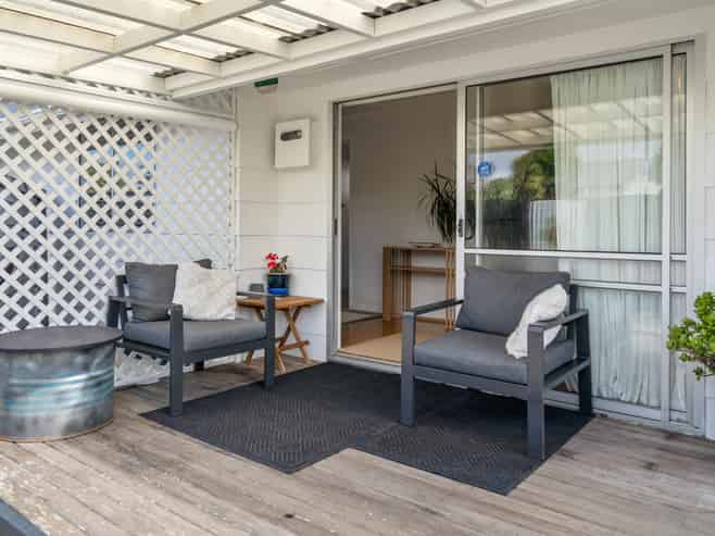 15 Domain Road, Onerahi