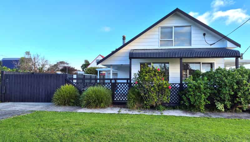 15 Domain Road, Onerahi