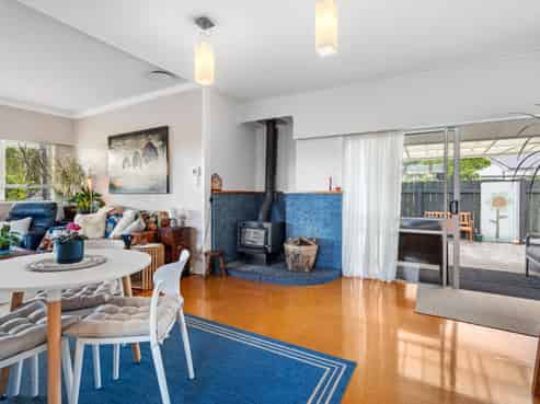 15 Domain Road, Onerahi