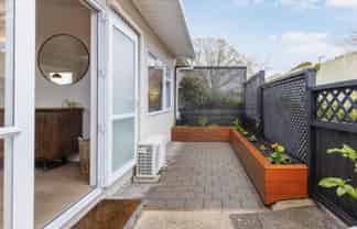 1/23 Lake Road, Northcote