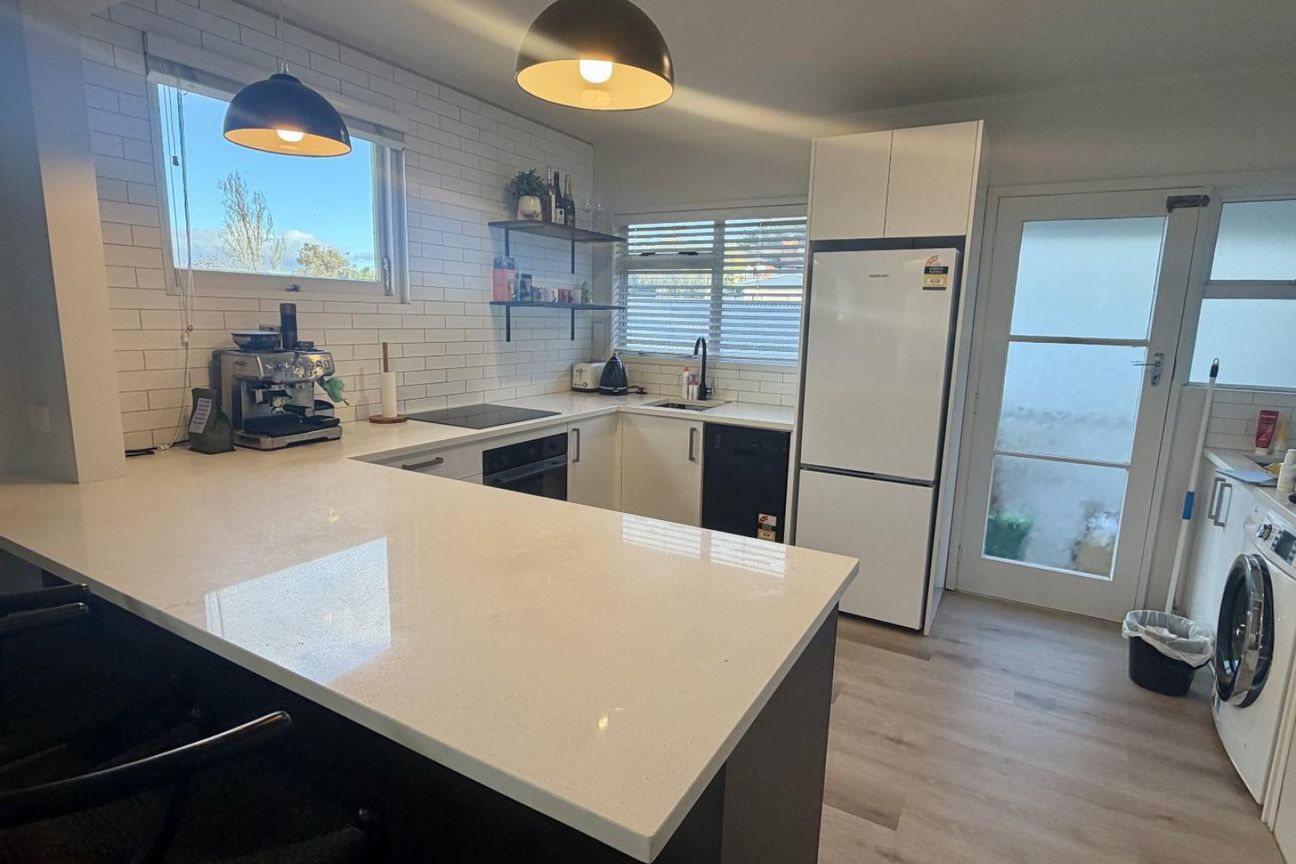 Two Bedroom Unit in Heart of Northcote - Aanzicht 2