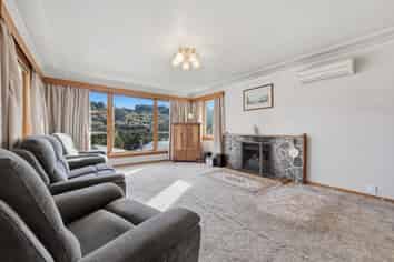 97A Wickliffe Terrace, Port Chalmers