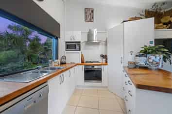 8a/361 Paremoremo Road, Albany