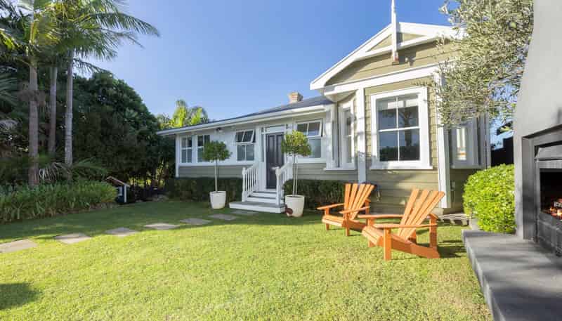54 Pleasant Road, Glen Eden