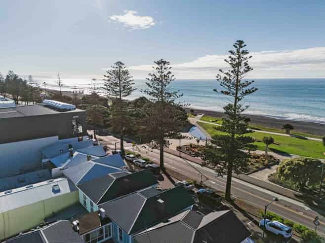 Iconic Napier waterfront office
