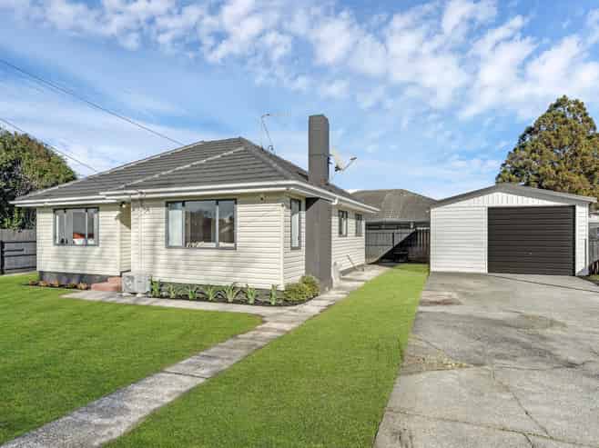 29 Railway Street West, Papakura