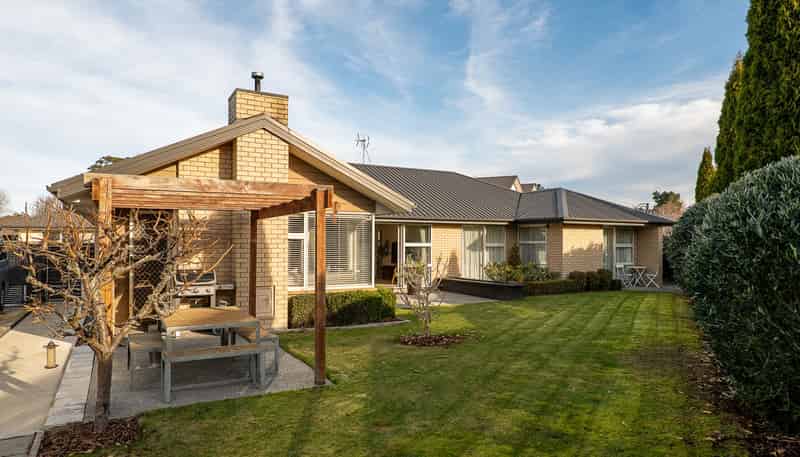 8 Rivers Edge, Northwood