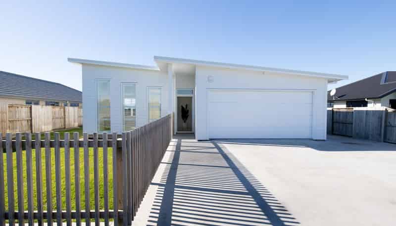 30 McWatters Drive, Ngatea