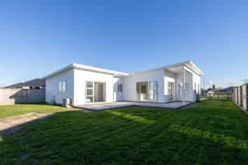 30 McWatters Drive, Ngatea