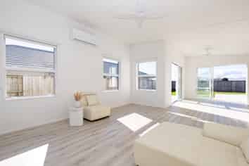 30 McWatters Drive, Ngatea
