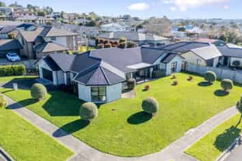 8 Deol Drive, Pukekohe