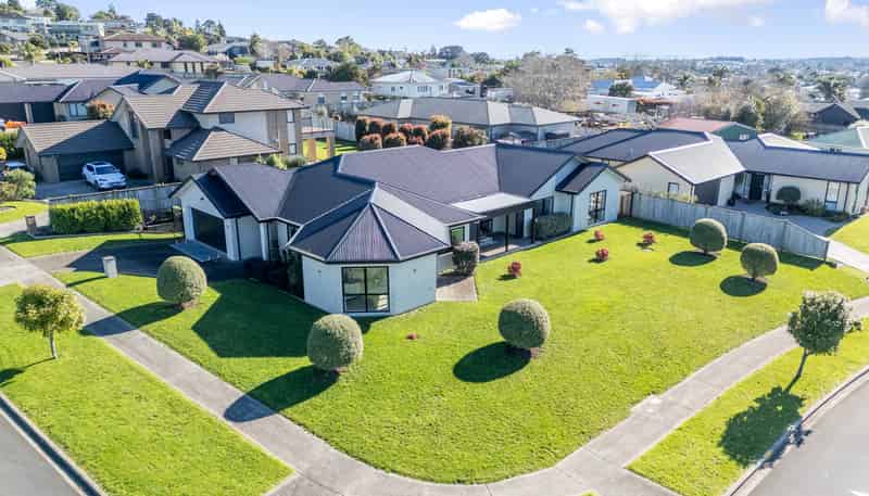 8 Deol Drive, Pukekohe