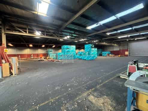 Affordable high stud warehousing