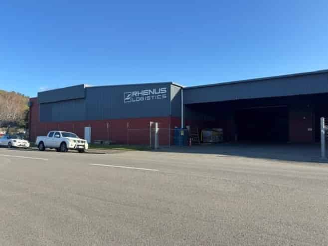 Affordable high stud warehousing