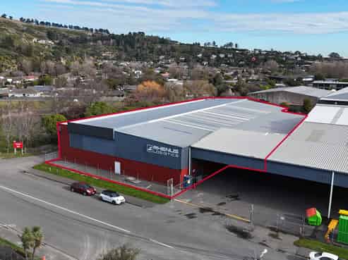 Affordable high stud warehousing