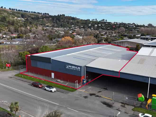 Affordable high stud warehousing