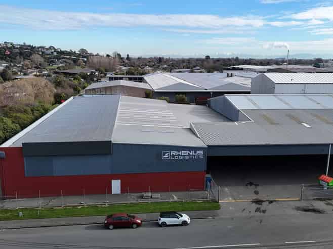 Affordable high stud warehousing