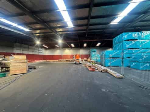 Affordable high stud warehousing