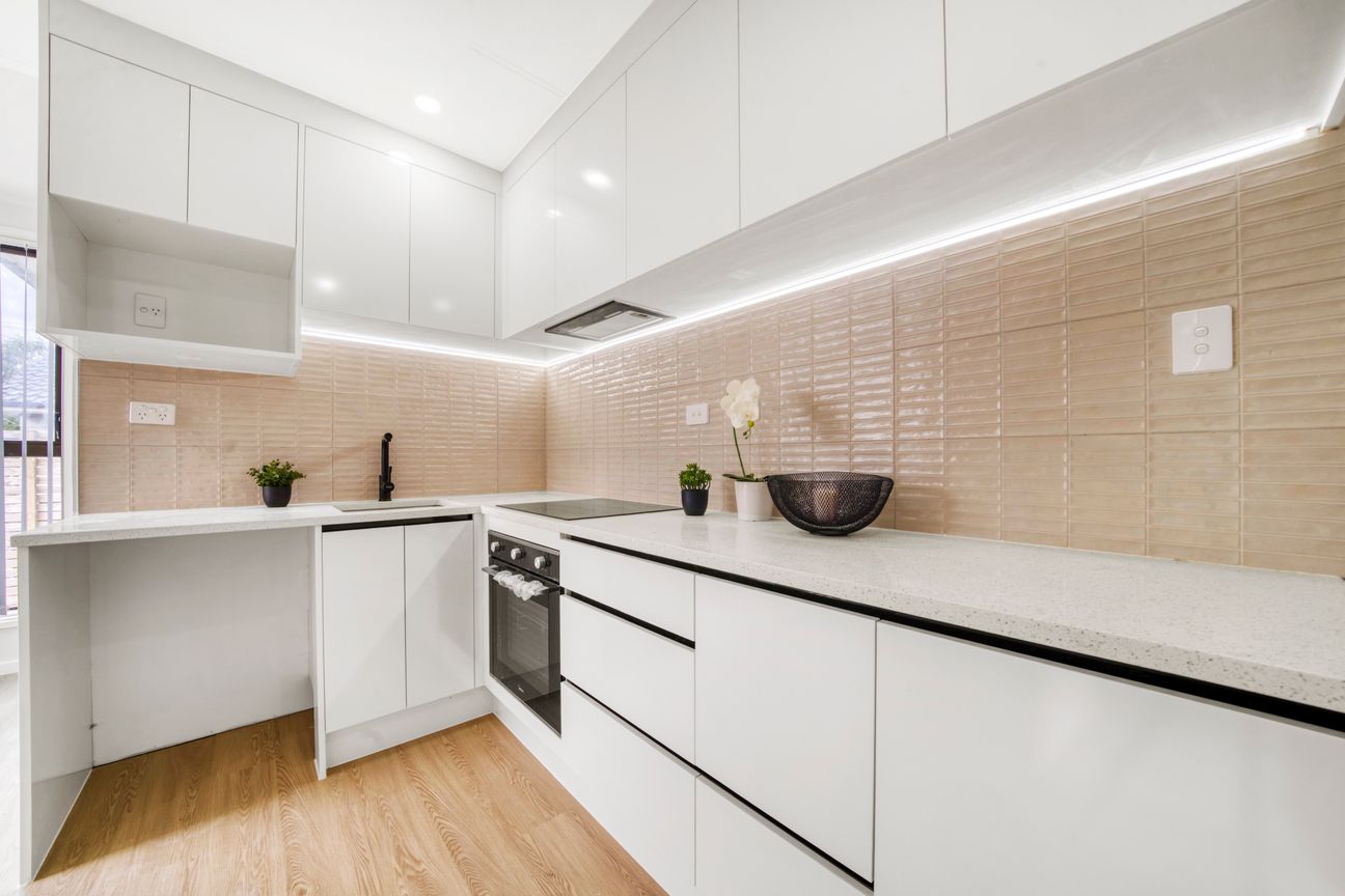 Freshly Renovated, Fully Freehold & Fully yours! - Widok 6