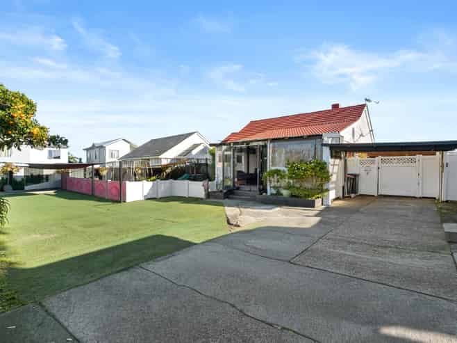 5 Wimbledon Crescent, Glen Innes