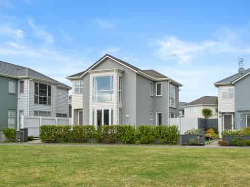 4 Fuselage Lane, Takanini