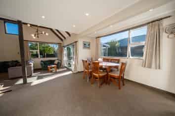 19 McWilliam Avenue, Winton