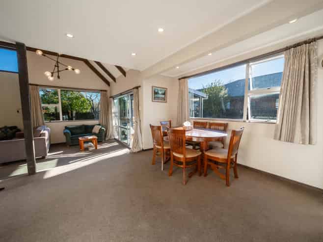 19 McWilliam Avenue, Winton