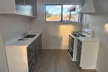 Manawatu / Whanganui - Address withheld
