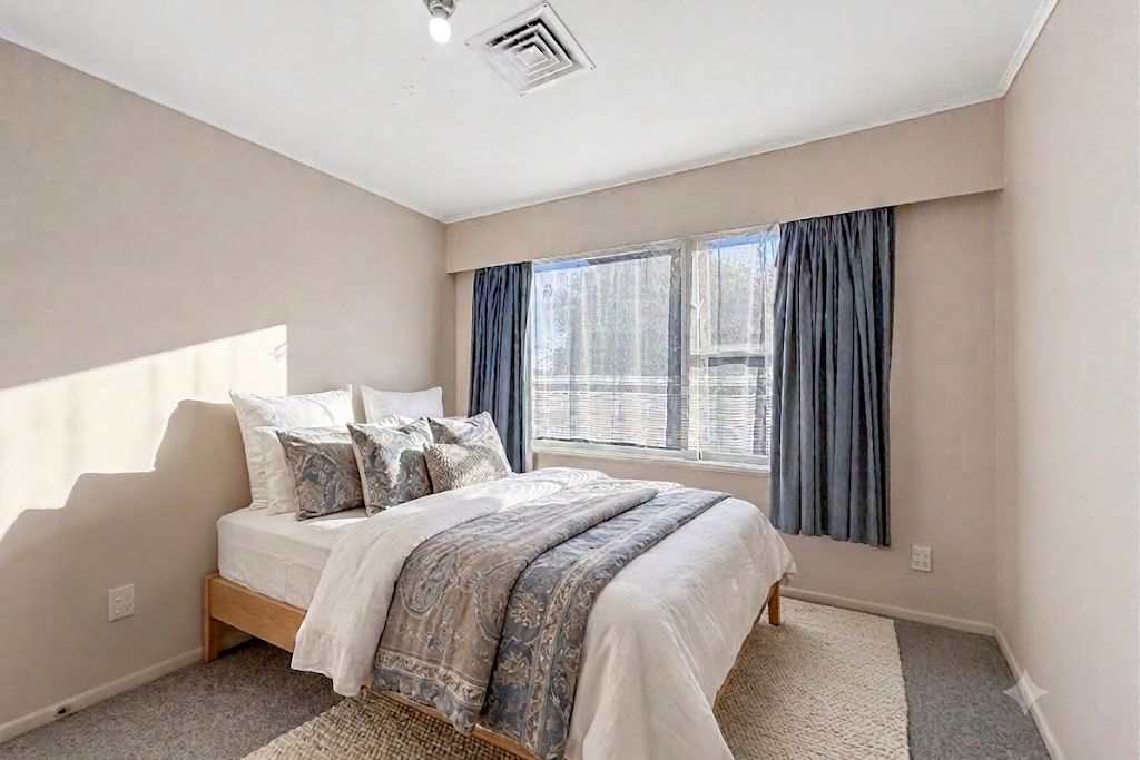 Charming 3-bed, 1-bath family haven with single garage! - Vista 4