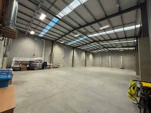 Modern High Stud Warehouse | Flexible Short-Term