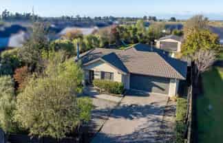 15 Brooker Place, KIRWEE