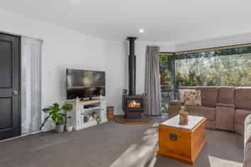15 Brooker Place, KIRWEE
