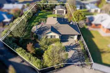15 Brooker Place, KIRWEE