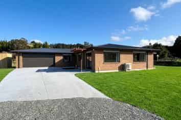 157 Ahuroa Road, Puhoi