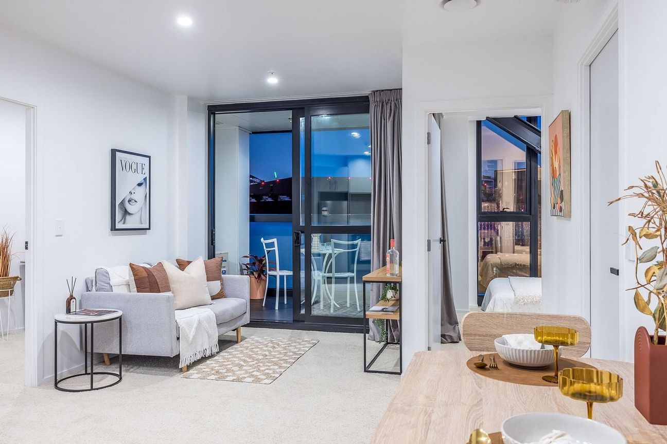 2 Bedroom Apartment with Aircon & Balcony – pohled 2