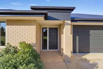 5 Redfern Lane, Swannanoa