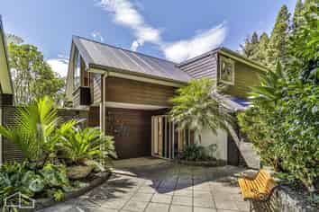 215 Konini Road, Titirangi