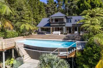 215 Konini Road, Titirangi