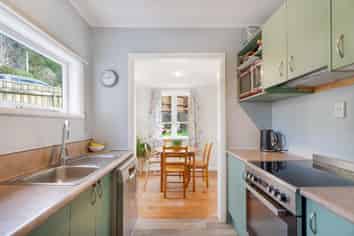 35 Elmslie Road, Pinehaven