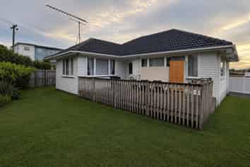 129 May Rd, Mount Roskill